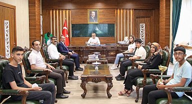 Vali Ekinci Bingöl'ün birincilerini ağırladı