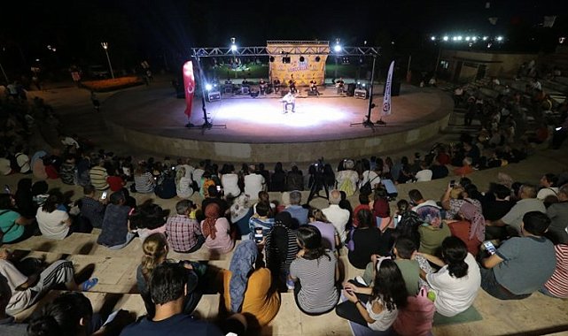 Yaz konserleri Denizlileri coşturuyor