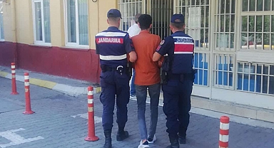 JANDARMA KAÇAKLARI YAKALADI