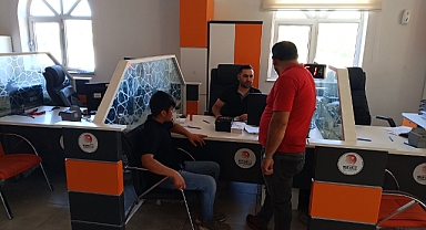 Bir günde 751 bin vatandaşa hizmet vererek rekor kırdı
