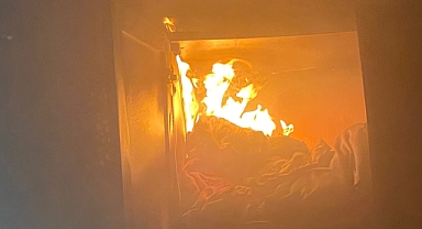Bacadan dökülen kurum evde yangın çıkardı