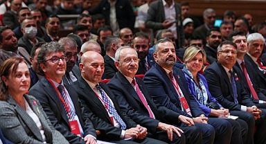 SAĞIMDA OLUN, SOLUMDA OLUN, ÖNÜMDE OLUN VE BİRLİKTE YÜRÜYELİM, BİRLİKTE TÜRKİYE’Yİ AYDINLIĞA ÇIKARALIM” 