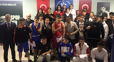 ŞAMPİYON BOKSÖRLERDEN YİNE REKOR BAŞARI