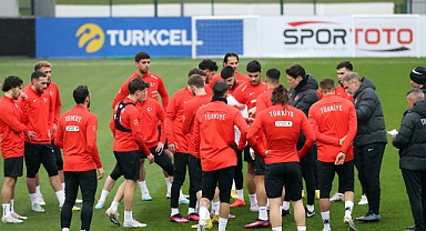 A Millî Takım Ermenistan maçına hazırlanıyor.