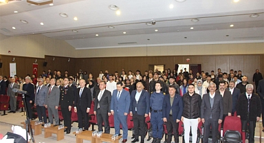 İSTİKLAL MARŞI'NIN KABULÜ VE ŞAİRİ MEHMET AKİF ERSOY DİDİM'DE ANILDI