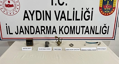 5 parça tarihi eser ele geçirildi