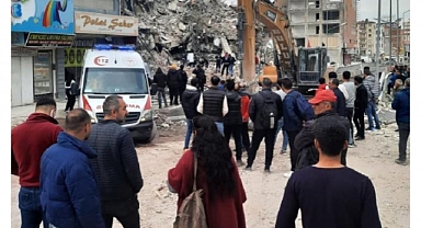 55 Gün Sonra Enkaz Altında Ceset Çıktı