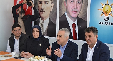 AK Partili Mustafa Savaş