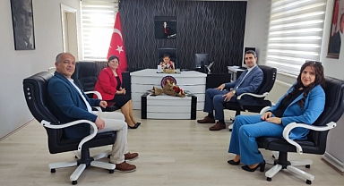 Kaymakam Kuruca Koltuğu çocuklara bıraktı