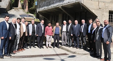 Milletvekili Adayları Erdoğan'ın Memleketi Güneysu'da İlgiyle Karşılandı