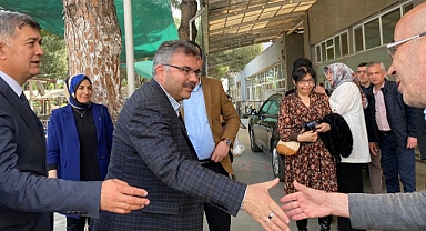 “AK Parti ziraatin ve ziraatçinin önemini çok iyi bilen bir partidir”