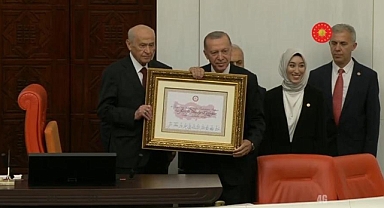 Erdoğan, Cumhurbaşkanlığı görevine resmen başladı
