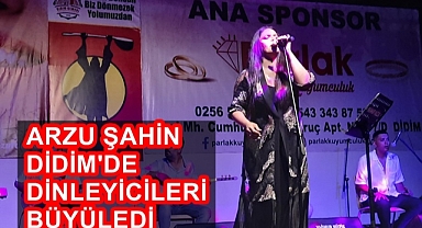 Arzu Şahin Didim Cemevi'nde büyüledi