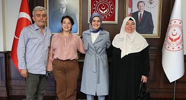 Bakan Göktaş, Kim Milyoner Olmak İster’de Büyük Ödülü Kazanan Rabia Birsen ile Bir Araya Geldi