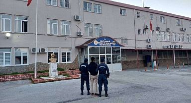 (16) yıl (4) ay