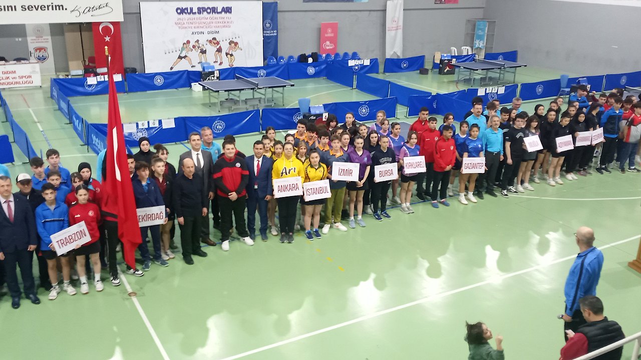Masa tenisi turnuvası Didim de yapıldı