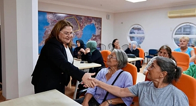 GENÇAY, “KADINLARIMIZIN VE ÇOCUKLARIMIZIN HER ZAMAN YANINDA OLACAĞIZ”