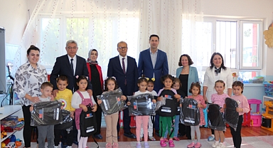 IPARD PROGRAMI TANITIMI ÇERÇEVESİNDE TEKNİK DESTEK PROJESİ KAPSAMINDA OKUL ÇANTASI DAĞITIMI