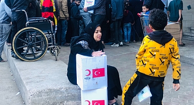 57 TIR YARDIM MALZEMESİ REFAH SINIR KAPISINDAN GAZZE’YE GİRD