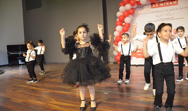 Minikler 23 Nisan’ı Coşkuyla Kutladı