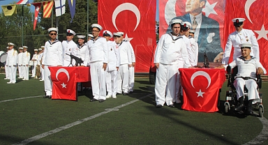 Çakı gibi asker oldular!