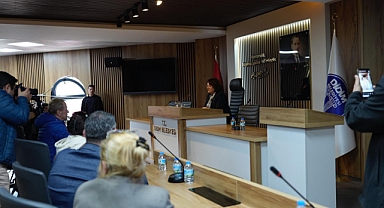 BAŞKAN HATİCE GENÇAY, PAZARYERLERİ SÜRECİNE İLİŞKİN AÇIKLAMALARDA BULUNDU