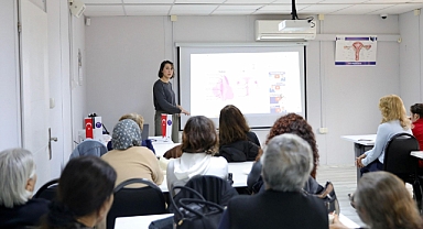 Didim Belediyesi Ergenlik ve İlk Gençlikte Kadın Sağlığı Eğitimi Düzenlendi