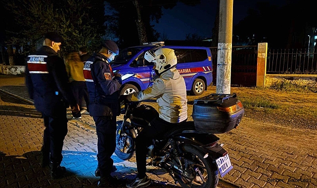 AYDIN’DA OKUL ÖNLERİNDE GÜVENLİK TEDBİRLERİ ARTIRILDI